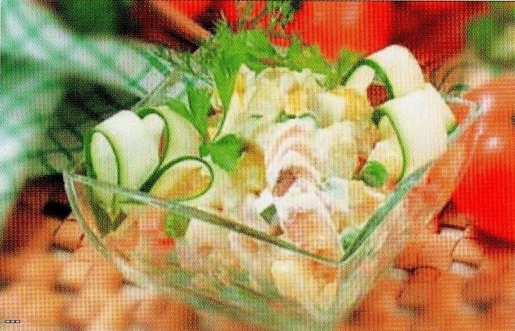 Рецепт - Салат с копченой рыбой