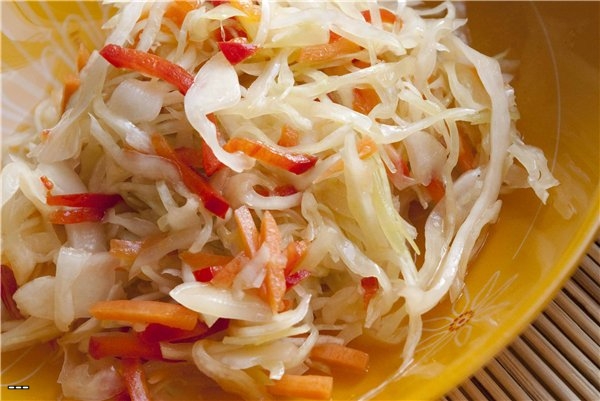 Рецепт - Салат из капусты с перцем